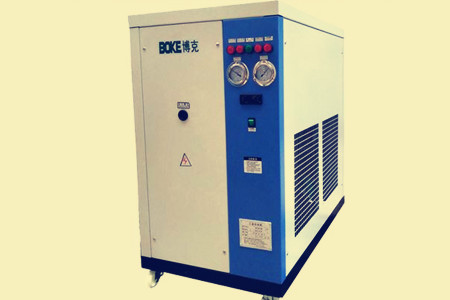 水冷箱式冷水機(jī)和螺桿式機(jī)組有何不同？