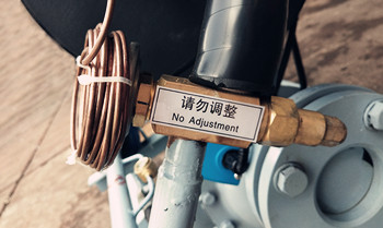 風冷箱式冷水機停機時應該注意哪些？